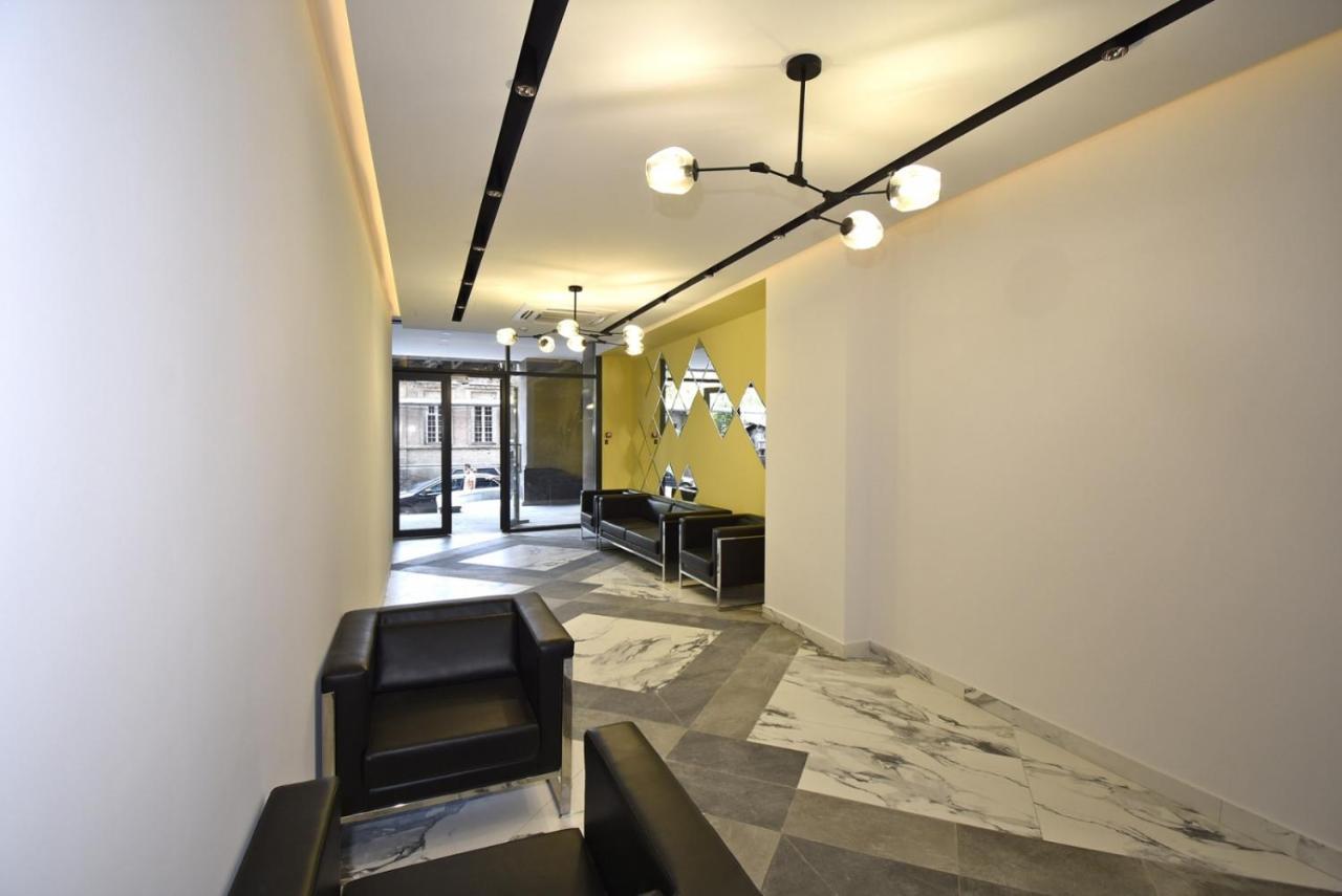 Home4You City Center Apartments Yerevan Ngoại thất bức ảnh