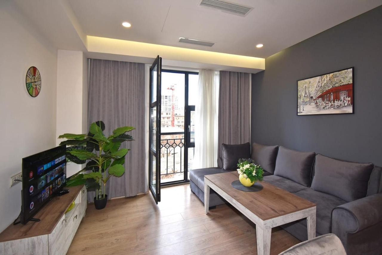 Home4You City Center Apartments Yerevan Ngoại thất bức ảnh