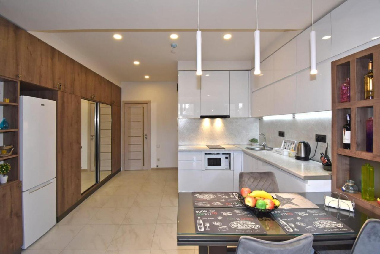 Home4You City Center Apartments Yerevan Ngoại thất bức ảnh