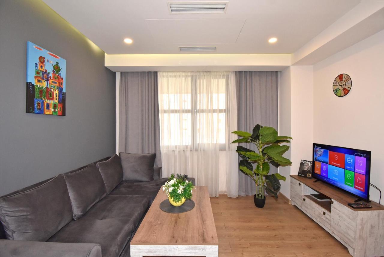 Home4You City Center Apartments Yerevan Ngoại thất bức ảnh