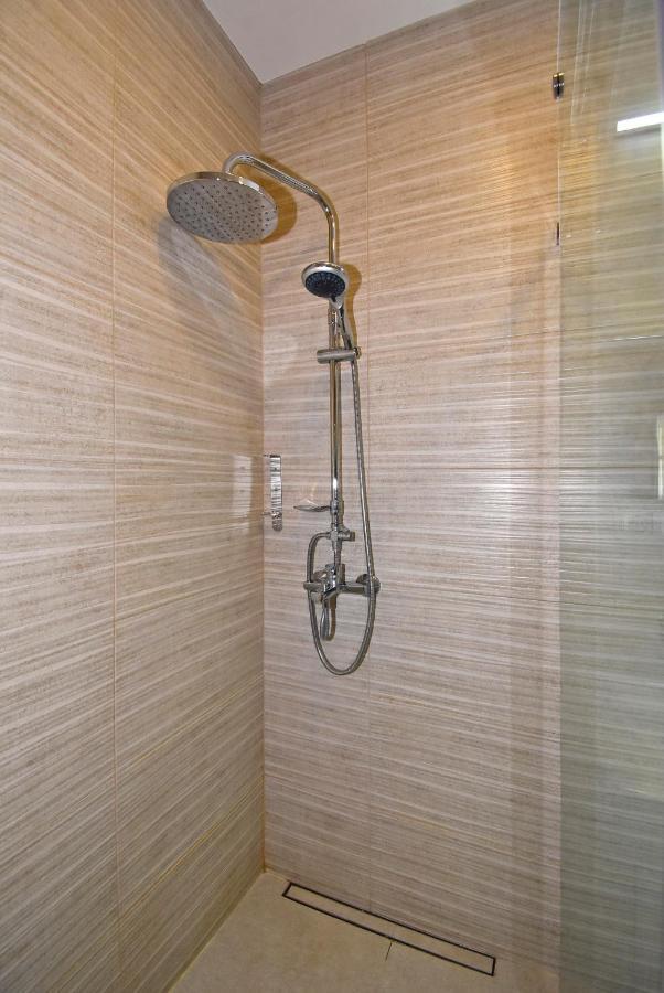 Home4You City Center Apartments Yerevan Ngoại thất bức ảnh
